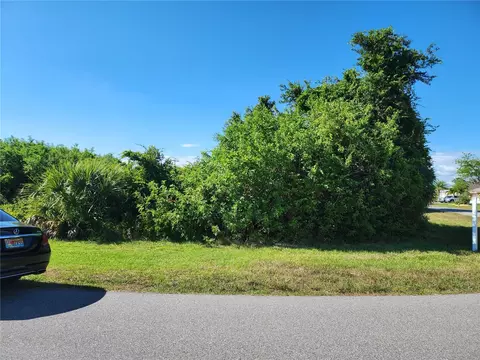 9489 Migue Cir, Port Charlotte, FL 33981