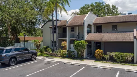 1100 E Bay Dr #33, Largo, FL 33770