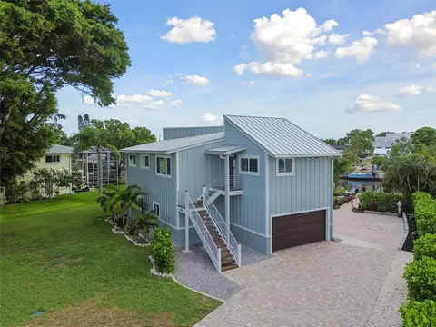 4343 Pompano Ln, Palmetto, FL 34221