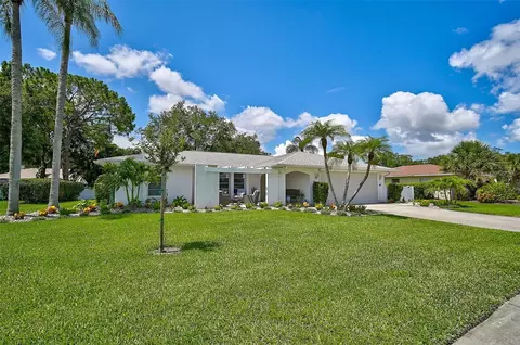 4584 Glebe Farm Rd, Sarasota, FL 34235