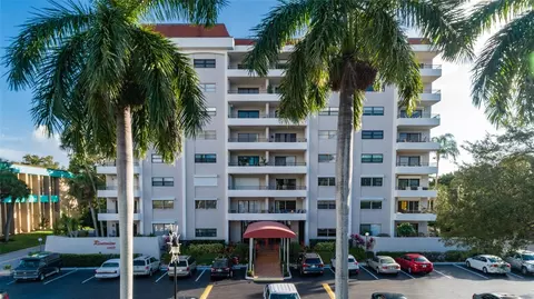 1400 1st Ave W #805, Bradenton, FL 34205