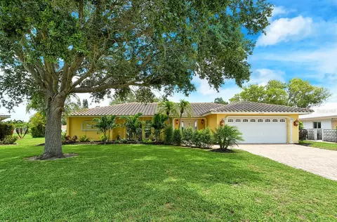 2307 Cass St, Sarasota, FL 34231