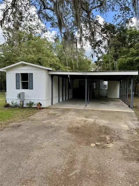 3203 S Buckley Pt, Inverness, FL 34450