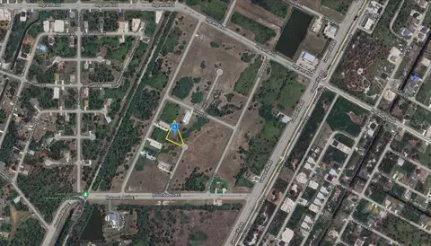 15 Hyde Ct, Rotonda West, FL 33947