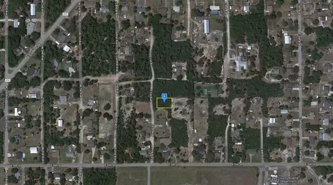 40500 E 1st Ave, Umatilla, FL 32784