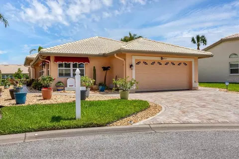 4713 Dundee Dr, Bradenton, FL 34210