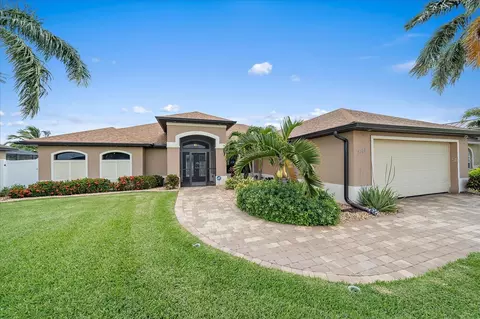 2125 SW 28th Ln, Cape Coral, FL 33914
