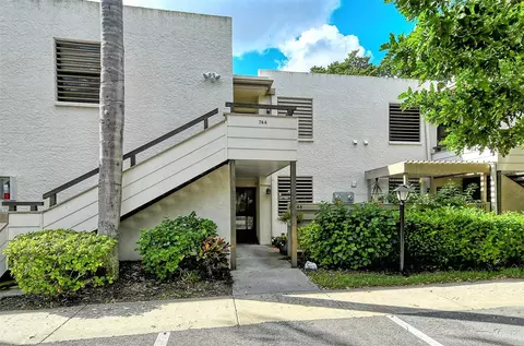 745 Oakview Dr #745, Bradenton, FL 34210