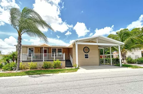 812 49th Ave W, Bradenton, FL 34207