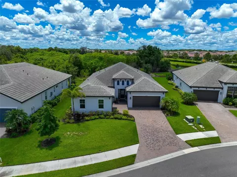 11610 Apple Tree Cir, Bradenton, FL 34211