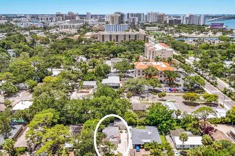 1236 14th St, Sarasota, FL 34236