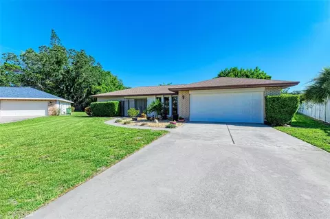 6808 Heritage Ln, Bradenton, FL 34209