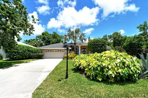 3978 Berlin Dr, Sarasota, FL 34233