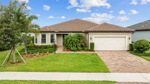 7124 Summerland Cv, Bradenton, FL 34202