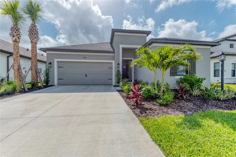 9256 Tequila Sunrise Dr, Sarasota, FL 34241
