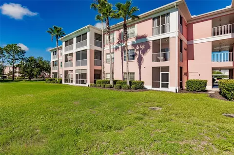2040 Willow Hammock Cir #105, Punta Gorda, FL 33983