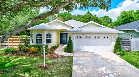 1105 Whitegate Ct, Sarasota, FL 34232
