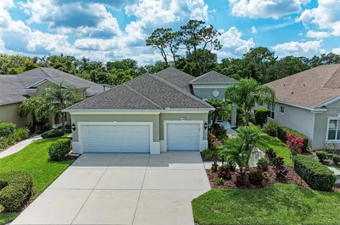 1946 Crooked Lake Cir, Bradenton, FL 34211