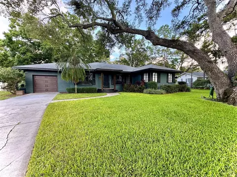 317 32nd St W, Bradenton, FL 34205