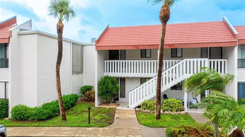 1801 Gulf Dr N #106, Bradenton Beach, FL 34217