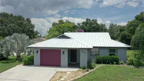 4999 Camus St, Sarasota, FL 34232