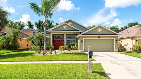 7703 Nottinghill Sky Dr, Apollo Beach, FL 33572
