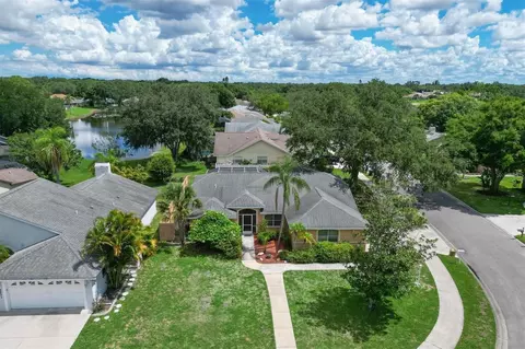 3141 Crystal Lakes Ct, Sarasota, FL 34235