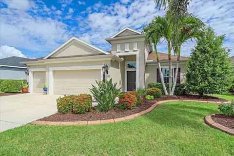 12054 Forest Park Cir, Bradenton, FL 34211