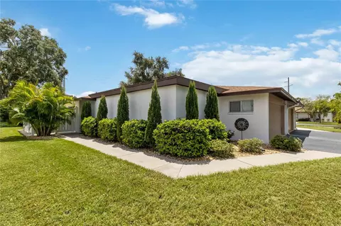 3531 N Village Ct #210, Sarasota, FL 34231