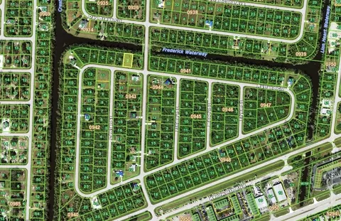 890 Rutland Cir, Port Charlotte, FL 33954