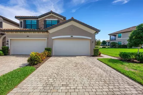 5830 Wake Forest Run #104, Bradenton, FL 34211