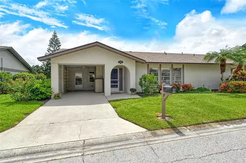 3731 Collins St #817, Sarasota, FL 34232