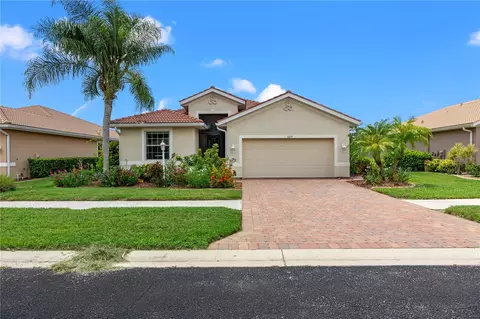 6239 Falcon Lair Dr, North Port, FL 34287