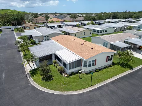 5707 45th St E #275, Bradenton, FL 34203