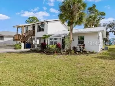 240 Colonia Ln E, Nokomis, FL 34275
