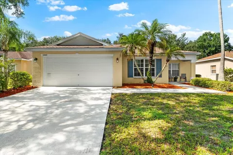 11010 4th Ave E, Bradenton, FL 34212 photo 1