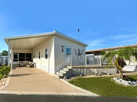 2082 Detroiter St, Sarasota, FL 34231