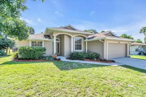 6105 Camphor Ave, Sarasota, FL 34231