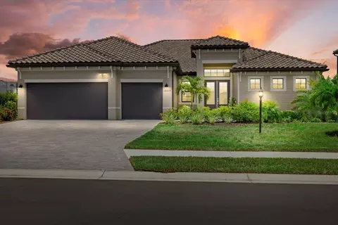 16015 Tradewind Ter, Bradenton, FL 34211