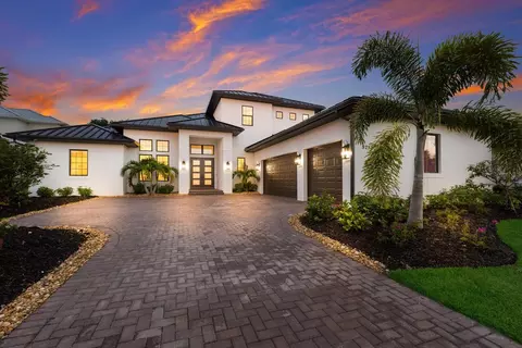 9252 Starry Night Ave, Sarasota, FL 34241