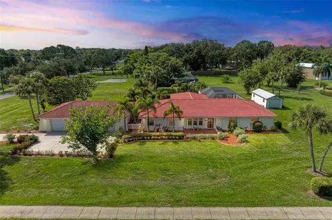 1860 Mission Valley Blvd, Nokomis, FL 34275