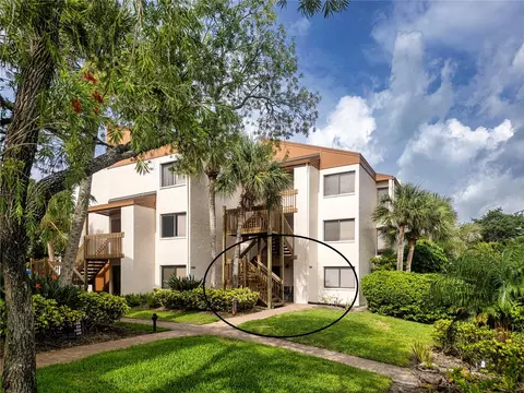 1400 Cove Ii Pl #611, Sarasota, FL 34242