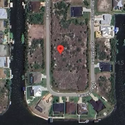 10525 Rainsville St, Port Charlotte, FL 33981