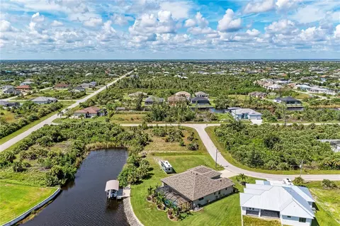 10471 Poughkeepsie Cir, Port Charlotte, FL 33981
