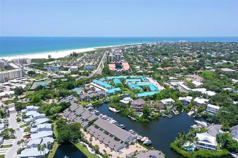 1271 Dockside Pl #215, Sarasota, FL 34242