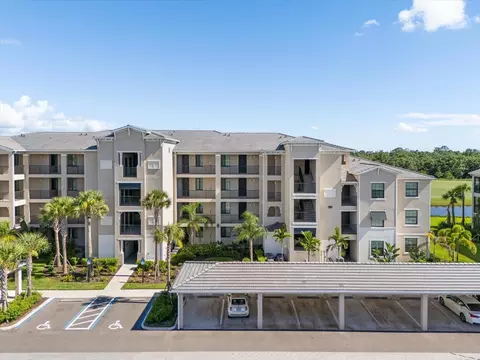 17902 Gawthrop Dr #306, Bradenton, FL 34211