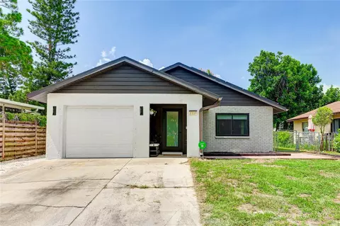 2327 Benson St, Sarasota, FL 34231