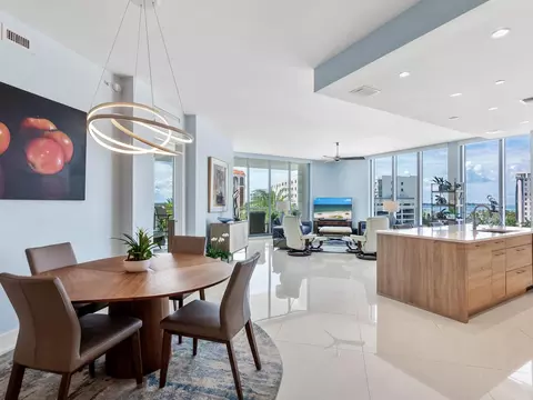 111 S Pineapple Ave #614, Sarasota, FL 34236