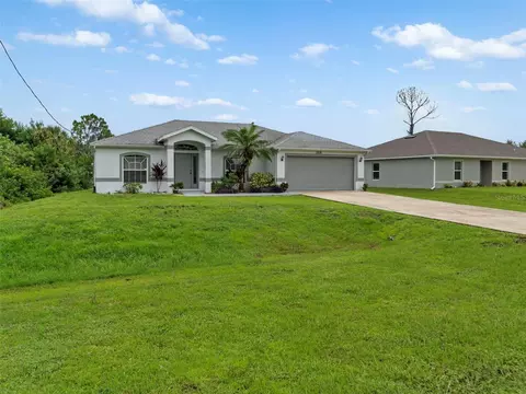 2318 N Chamberlain Blvd, North Port, FL 34286
