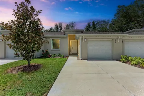 211 51st Ct E #15, Palmetto, FL 34221